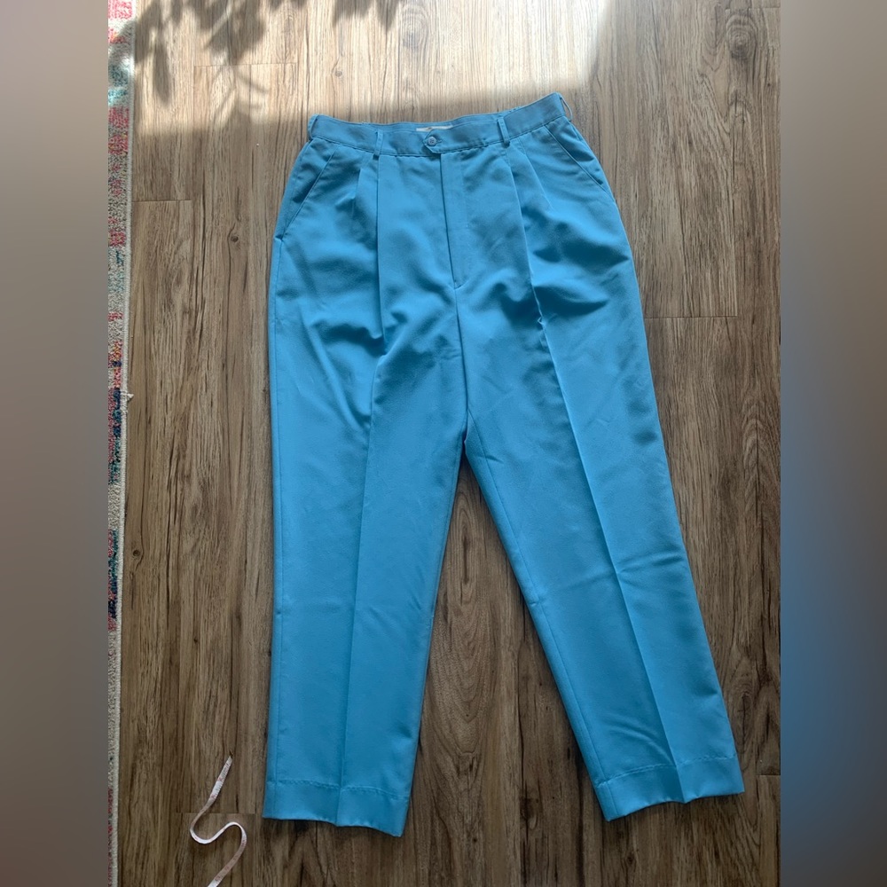 Size 16 vintage coloured trousers. High rise. Made in canada